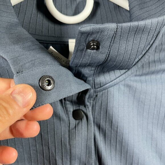 Athleta Flurry Seamless Henley Long Sleeve Top Womens Large Gray Blue Stretch - Picture 7 of 12